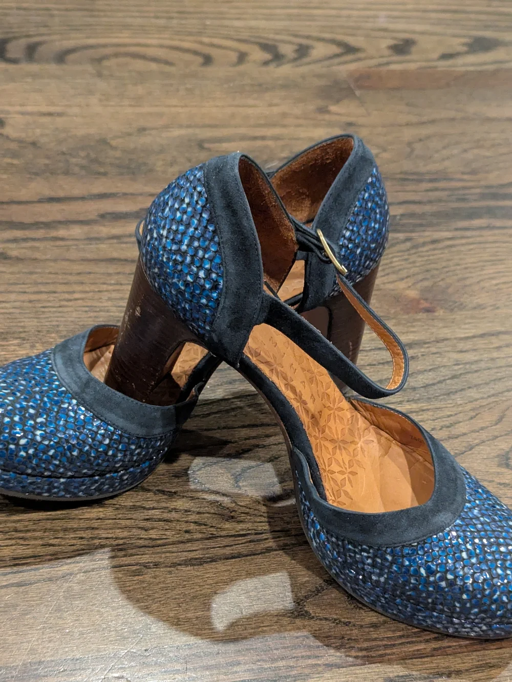 Chie Mihara Navy Blue Snake-Print Mary Jane Heels 🔥Fall Staple For Your Close!